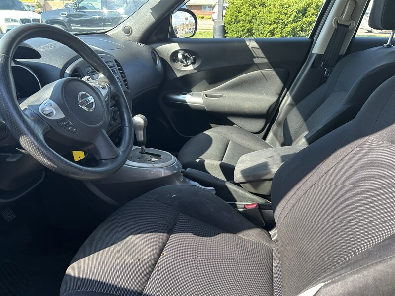 2014 Nissan JUKE S - Photo 8 - Fairview Heights, IL 62208