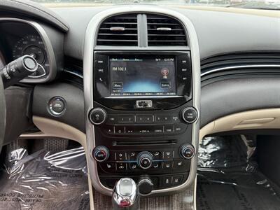 2014 Chevrolet Malibu LTZ   - Photo 14 - Cahokia, IL 62206