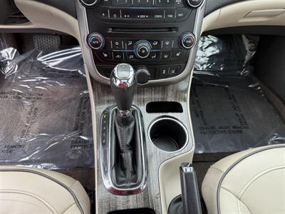 2014 Chevrolet Malibu LTZ   - Photo 15 - Cahokia, IL 62206