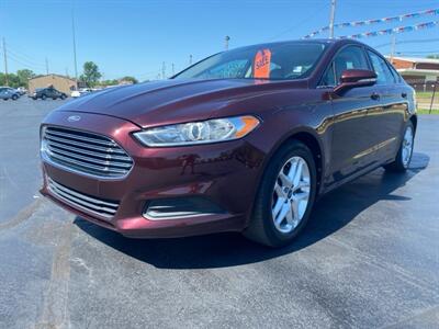 2013 Ford Fusion SE   - Photo 1 - Cahokia, IL 62206