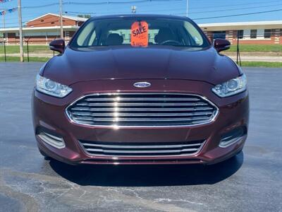 2013 Ford Fusion SE   - Photo 2 - Cahokia, IL 62206