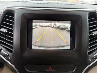 2019 Jeep Cherokee Latitude   - Photo 18 - Cahokia, IL 62206