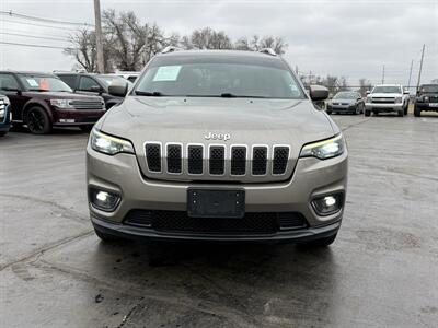 2019 Jeep Cherokee Latitude   - Photo 2 - Cahokia, IL 62206