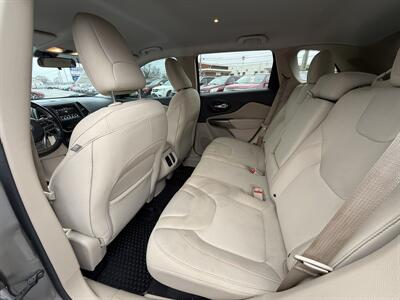 2019 Jeep Cherokee Latitude   - Photo 10 - Cahokia, IL 62206