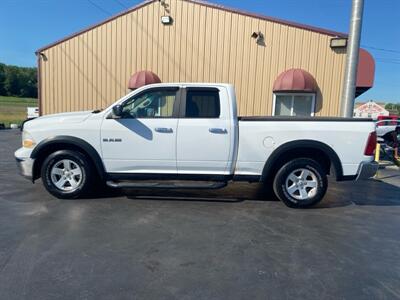 2010 Dodge Ram 1500 SLT   - Photo 2 - Cahokia, IL 62206