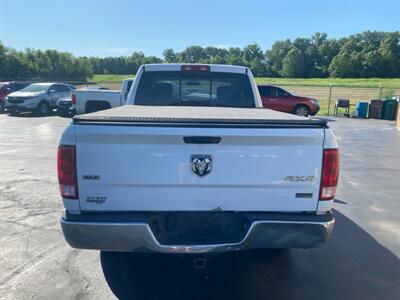 2010 Dodge Ram 1500 SLT   - Photo 7 - Cahokia, IL 62206