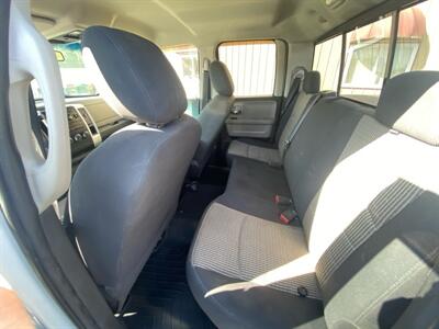 2010 Dodge Ram 1500 SLT   - Photo 10 - Cahokia, IL 62206