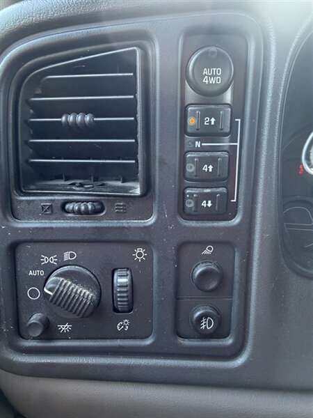 2006 Chevrolet Avalanche LT 1500 LT 1500 4dr Crew Cab - Photo 17 - Cahokia, IL 62206