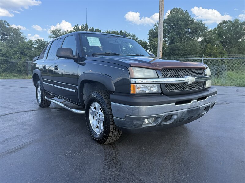2006 Chevrolet Avalanche LT 1500 LT 1500 4dr Crew Cab - Photo 3 - Cahokia, IL 62206