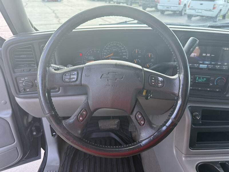 2006 Chevrolet Avalanche LT 1500 LT 1500 4dr Crew Cab - Photo 13 - Cahokia, IL 62206