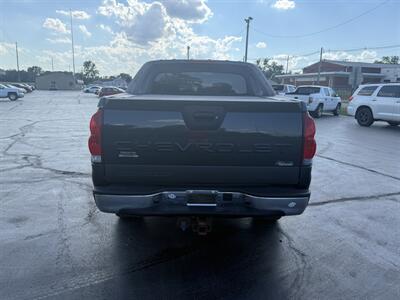 2006 Chevrolet Avalanche LT 1500 LT 1500 4dr Crew Cab - Photo 6 - Cahokia, IL 62206