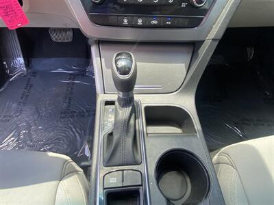 2015 Hyundai SONATA SE   - Photo 14 - Cahokia, IL 62206