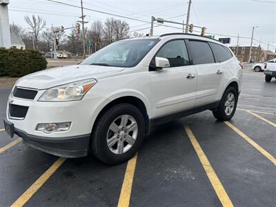 2011 Chevrolet Traverse LT - Photo 3 - Fairview Heights, IL 62208