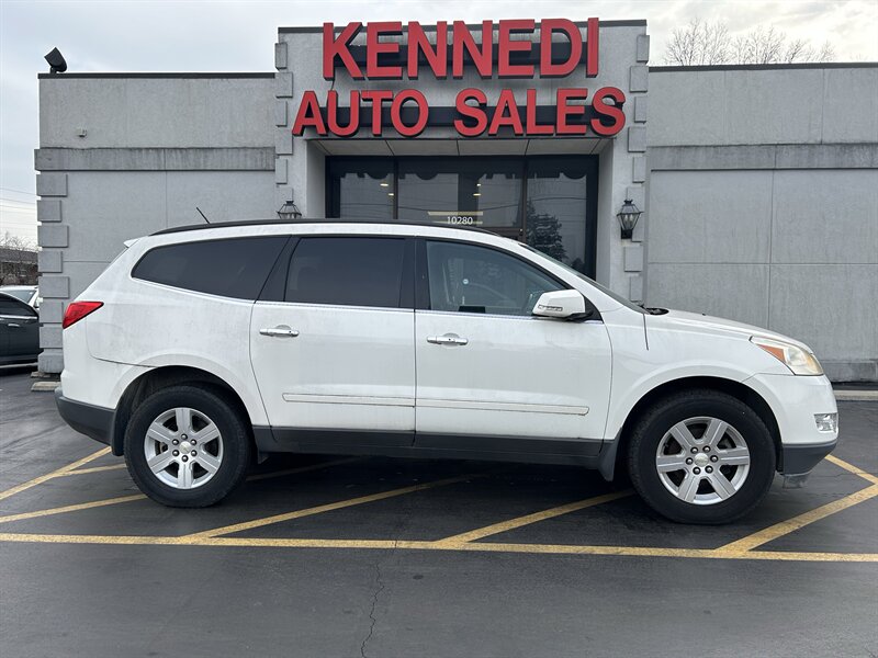 2011 Chevrolet Traverse 1LT's photo