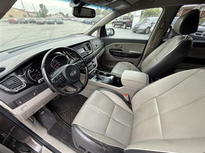 2016 Kia Sedona EX - Photo 13 - Cahokia, IL 62206