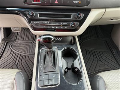 2016 Kia Sedona EX - Photo 17 - Cahokia, IL 62206