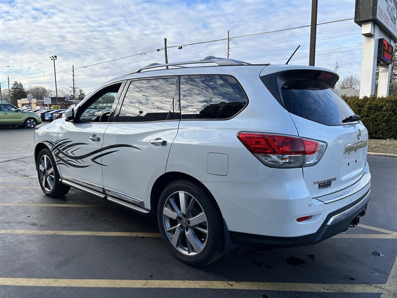 2015 Nissan Pathfinder S - Photo 5 - Fairview Heights, IL 62208