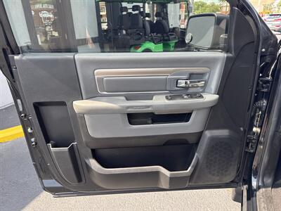 2015 RAM 1500 4x4 Express   - Photo 9 - Millstadt, IL 62260