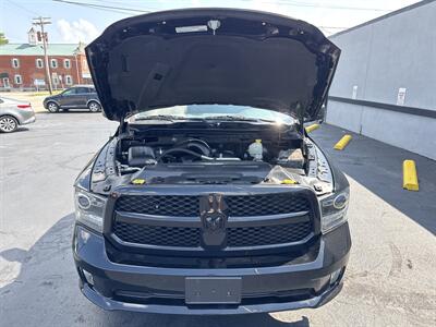 2015 RAM 1500 4x4 Express   - Photo 25 - Millstadt, IL 62260