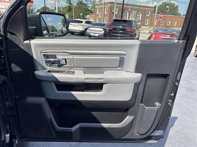 2015 RAM 1500 4x4 Express   - Photo 16 - Millstadt, IL 62260