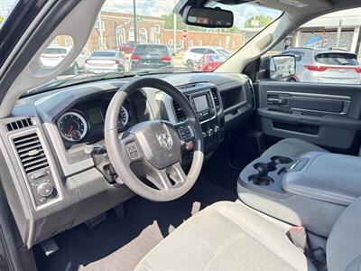 2015 RAM 1500 4x4 Express   - Photo 9 - Millstadt, IL 62260