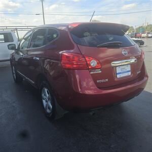 2012 Nissan Rogue S   - Photo 4 - Belleville, IL 62223