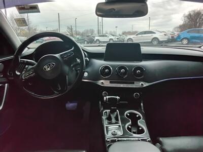 2018 Kia Stinger Premium   - Photo 6 - Cahokia, IL 62206