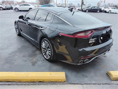 2018 Kia Stinger Premium   - Photo 4 - Cahokia, IL 62206