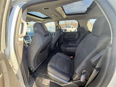 2015 GMC Acadia SLE-2   - Photo 10 - Cahokia, IL 62206