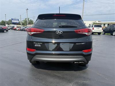 2016 Hyundai TUCSON Eco - Photo 10 - Cahokia, IL 62206