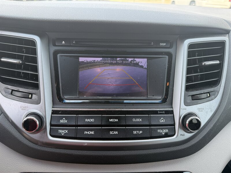 2016 Hyundai TUCSON Eco - Photo 18 - Cahokia, IL 62206