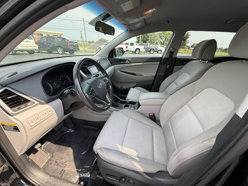 2016 Hyundai TUCSON Eco - Photo 11 - Cahokia, IL 62206