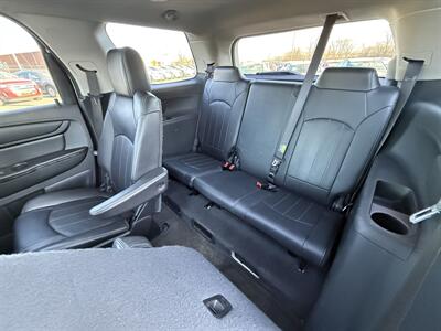 2017 GMC Acadia Limited - Photo 11 - Cahokia, IL 62206