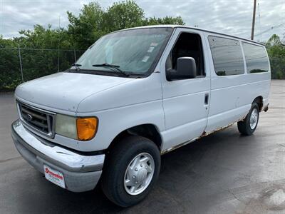 2003 Ford E-Series Wagon E-350 SD XL  