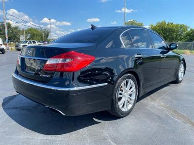 2012 Hyundai Genesis 3.8L V6   - Photo 7 - Cahokia, IL 62206