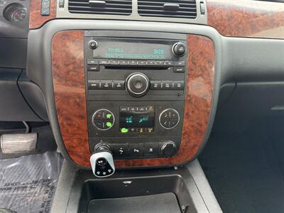 2008 Chevrolet Avalanche LT   - Photo 13 - Cahokia, IL 62206