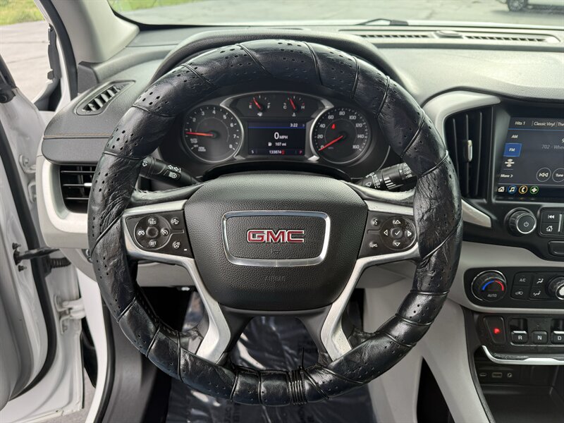 2021 GMC Terrain SLT - Photo 11 - Cahokia, IL 62206