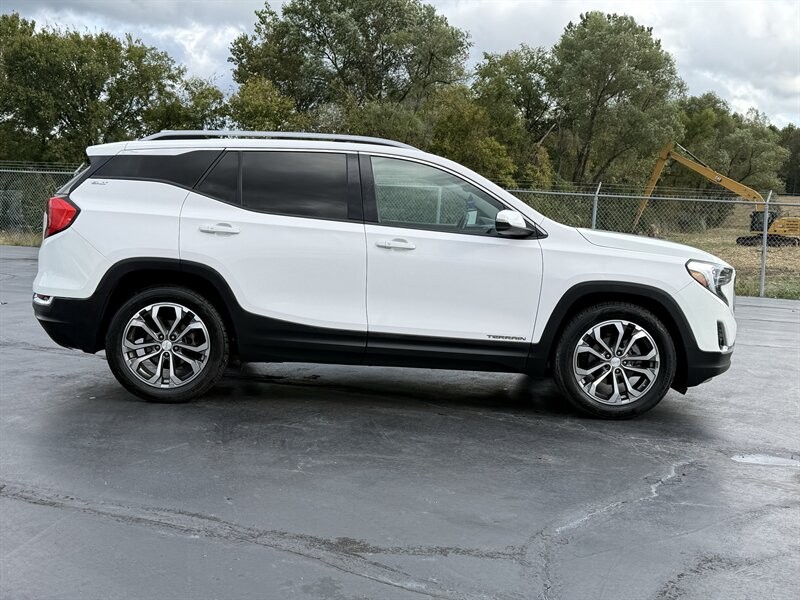 2021 GMC Terrain SLT - Photo 3 - Cahokia, IL 62206