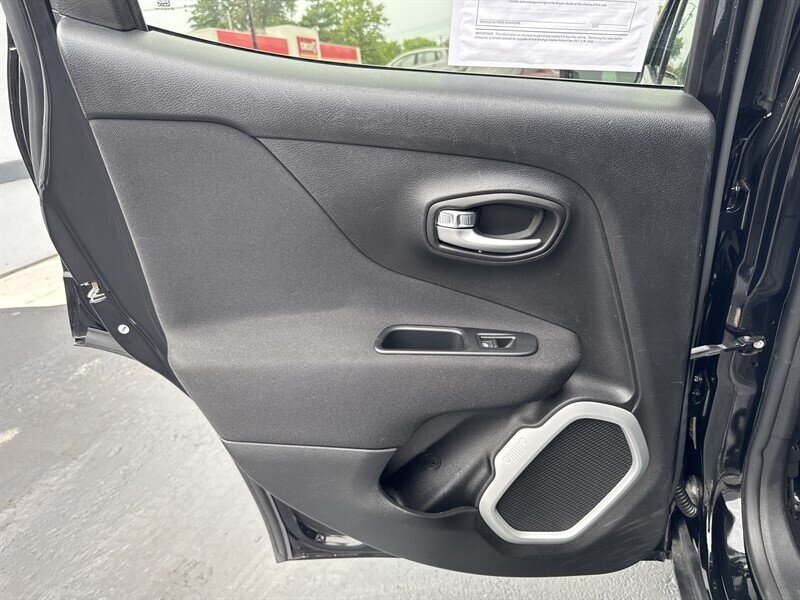 2018 Jeep Renegade Sport - Photo 24 - Millstadt, IL 62260