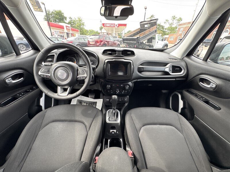 2018 Jeep Renegade Sport - Photo 14 - Millstadt, IL 62260