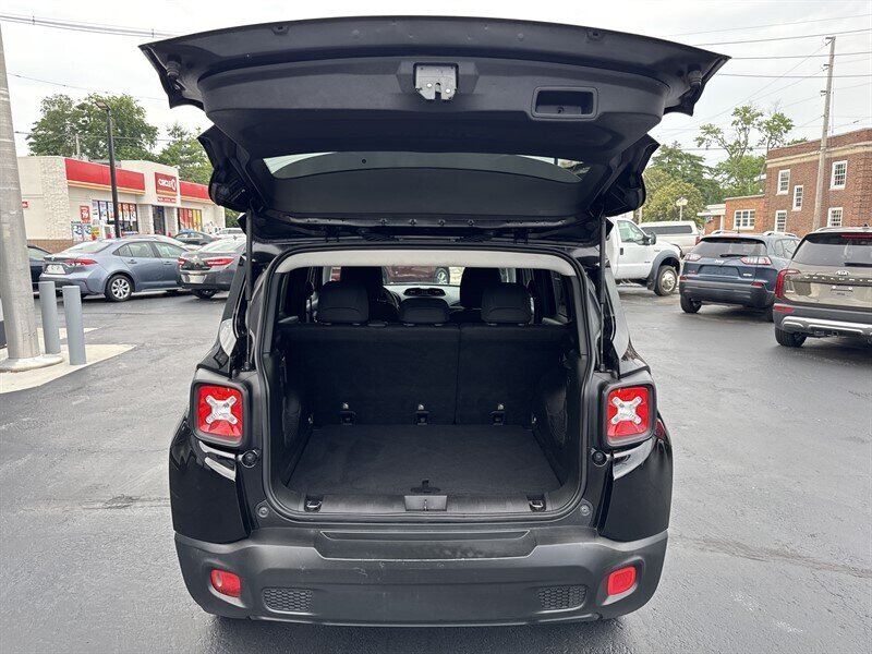 2018 Jeep Renegade Sport - Photo 10 - Millstadt, IL 62260