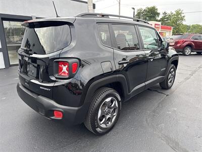 2018 Jeep Renegade Sport - Photo 4 - Millstadt, IL 62260