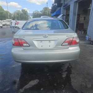 2004 Lexus ES   - Photo 5 - Belleville, IL 62223