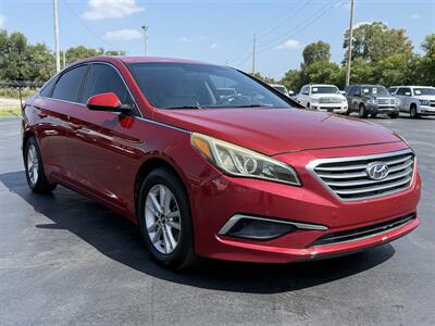 2017 Hyundai SONATA SE   - Photo 3 - Cahokia, IL 62206