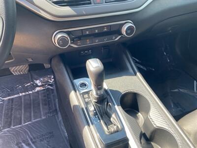 2019 Nissan Altima 2.5 S   - Photo 14 - Cahokia, IL 62206