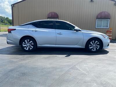 2019 Nissan Altima 2.5 S   - Photo 5 - Cahokia, IL 62206