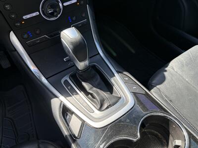 2015 Ford Edge Titanium   - Photo 16 - Cahokia, IL 62206