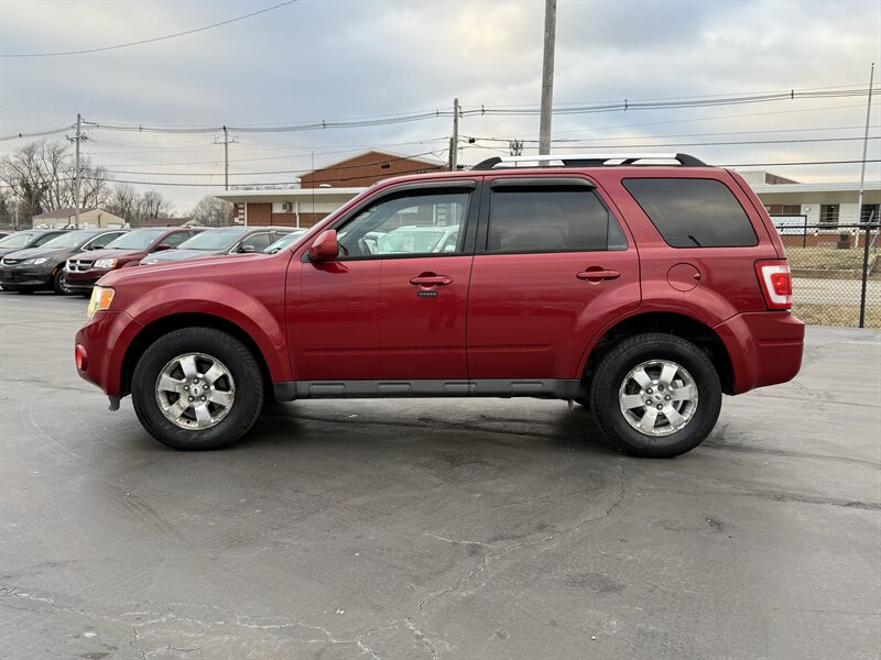 2010 Ford Escape Limited - Photo 2 - Cahokia, IL 62206