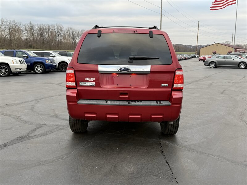 2010 Ford Escape Limited - Photo 4 - Cahokia, IL 62206