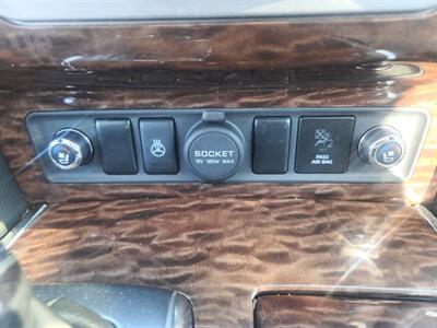 2017 Nissan Armada SV   - Photo 7 - Cahokia, IL 62206